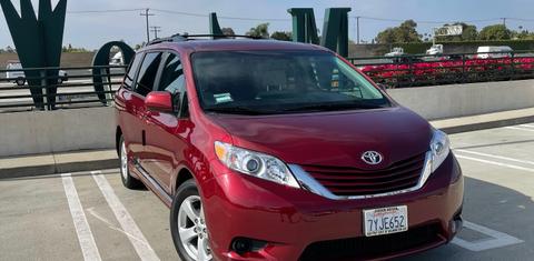 Toyota Sienna 2017