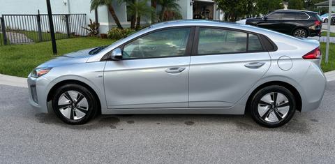 Hyundai Ioniq Hybrid 2020
