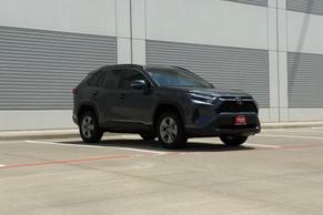 Toyota RAV4 2025 in Irving