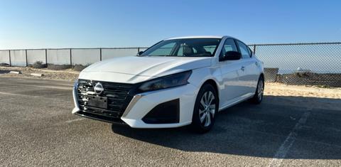 Nissan Altima 2024