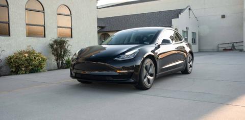 Tesla Model 3 2018
