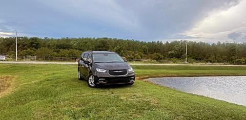 Chrysler Pacifica 2022