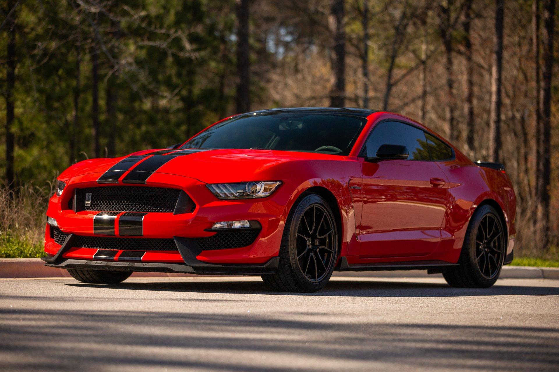 Ford Mustang 2019 in Columbus, OH