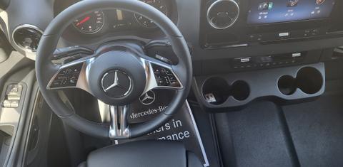 Mercedes-Benz Sprinter 2025