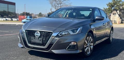 Nissan Altima 2021