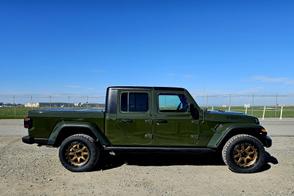 Jeep Gladiator car