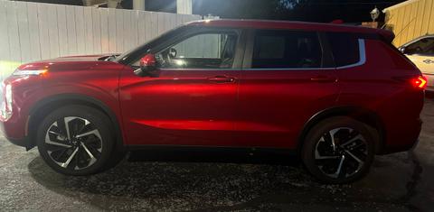 Mitsubishi Outlander 2023