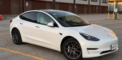 Tesla Model 3 2022