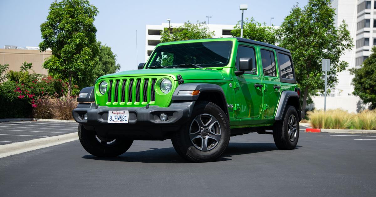 Jeep Wrangler Unlimited 2018 rental in Los Angeles, CA by MALIBU CAR