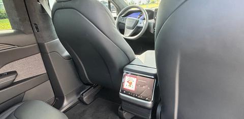 Tesla Model X 2023