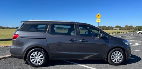 Kia CARNIVAL 2017