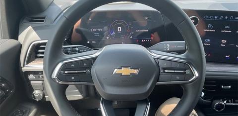 Chevrolet Suburban 2025