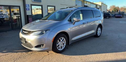 Chrysler Pacifica 2020