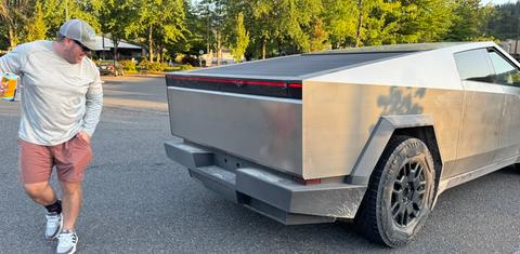 Tesla Cybertruck 2024