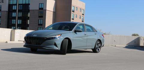 Hyundai Elantra 2023