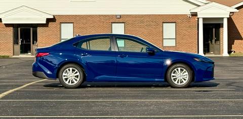 Toyota Camry Hybrid 2025