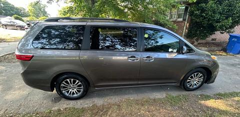 Toyota Sienna 2020