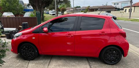 Toyota YARIS 2016