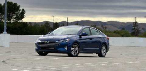 Hyundai Elantra 2020