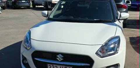 Suzuki SWIFT 2023