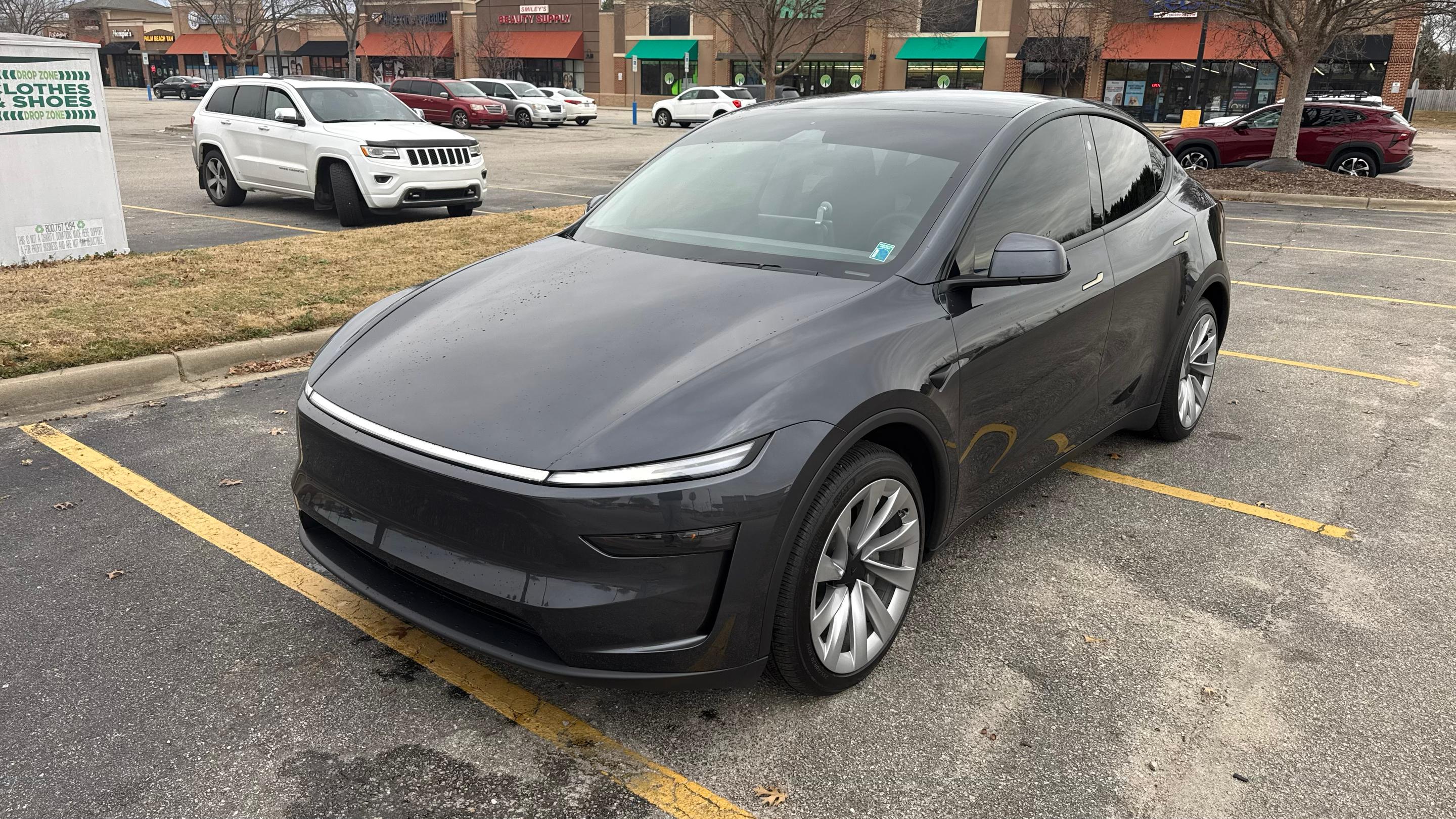 Tesla Model Y 2026 in Raeford, NC