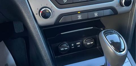 Hyundai Elantra 2017