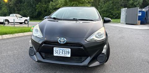 Toyota Prius c 2016