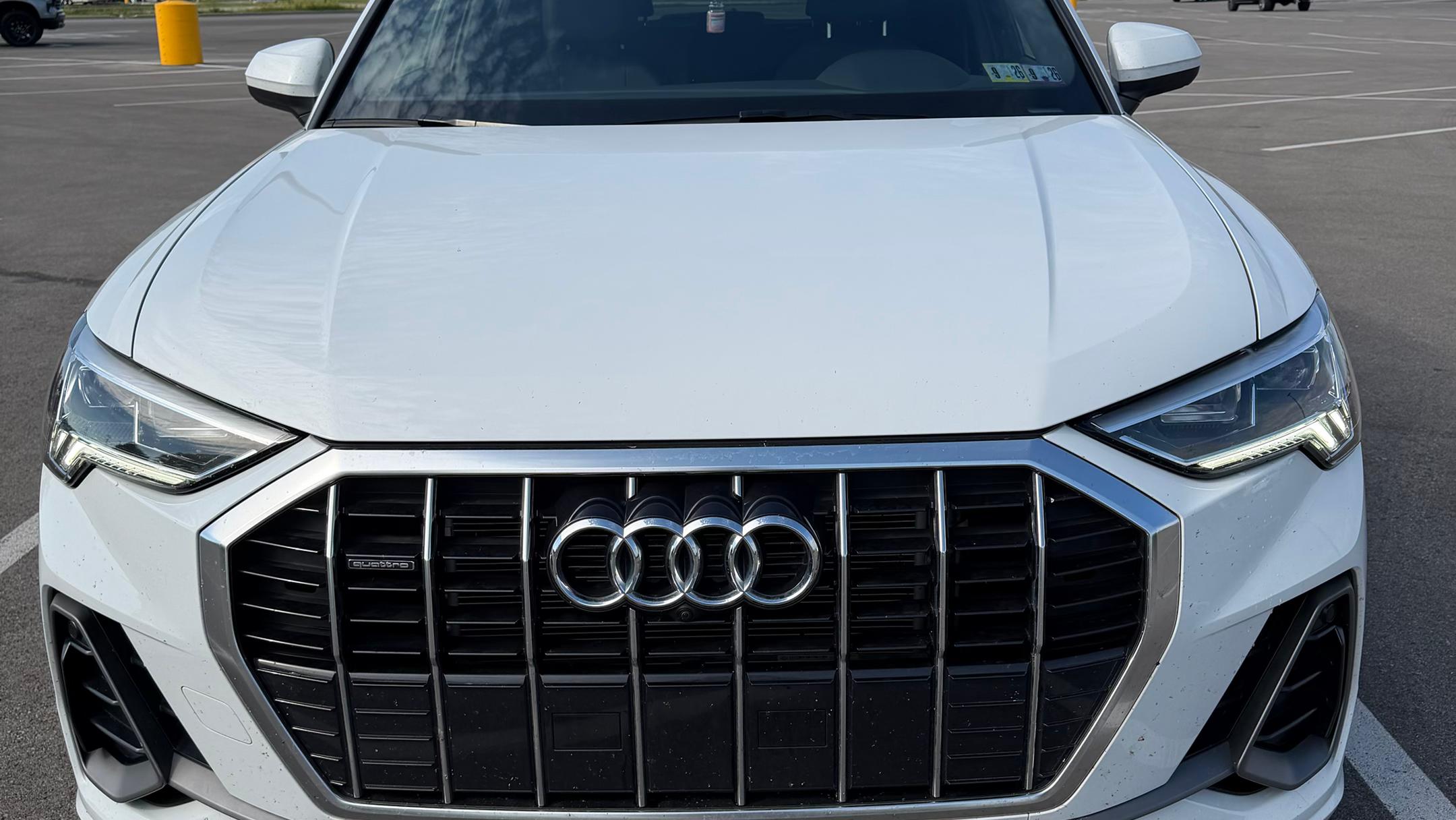 Audi Q3 2022 in Roanoke, IN