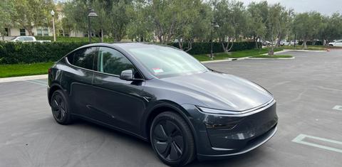Tesla Model Y 2026