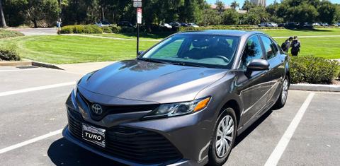 Toyota Camry Hybrid 2020