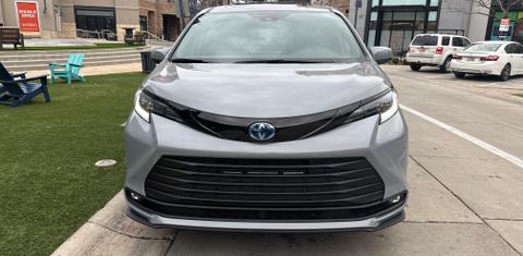 Toyota Sienna 2025
