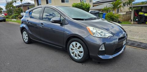 Toyota Prius c 2013
