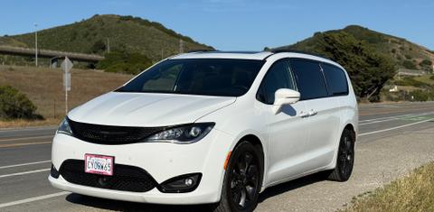 Chrysler Pacifica 2019
