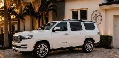Jeep Grand Wagoneer 2023