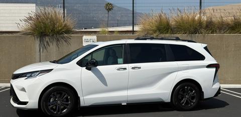 Toyota Sienna 2026