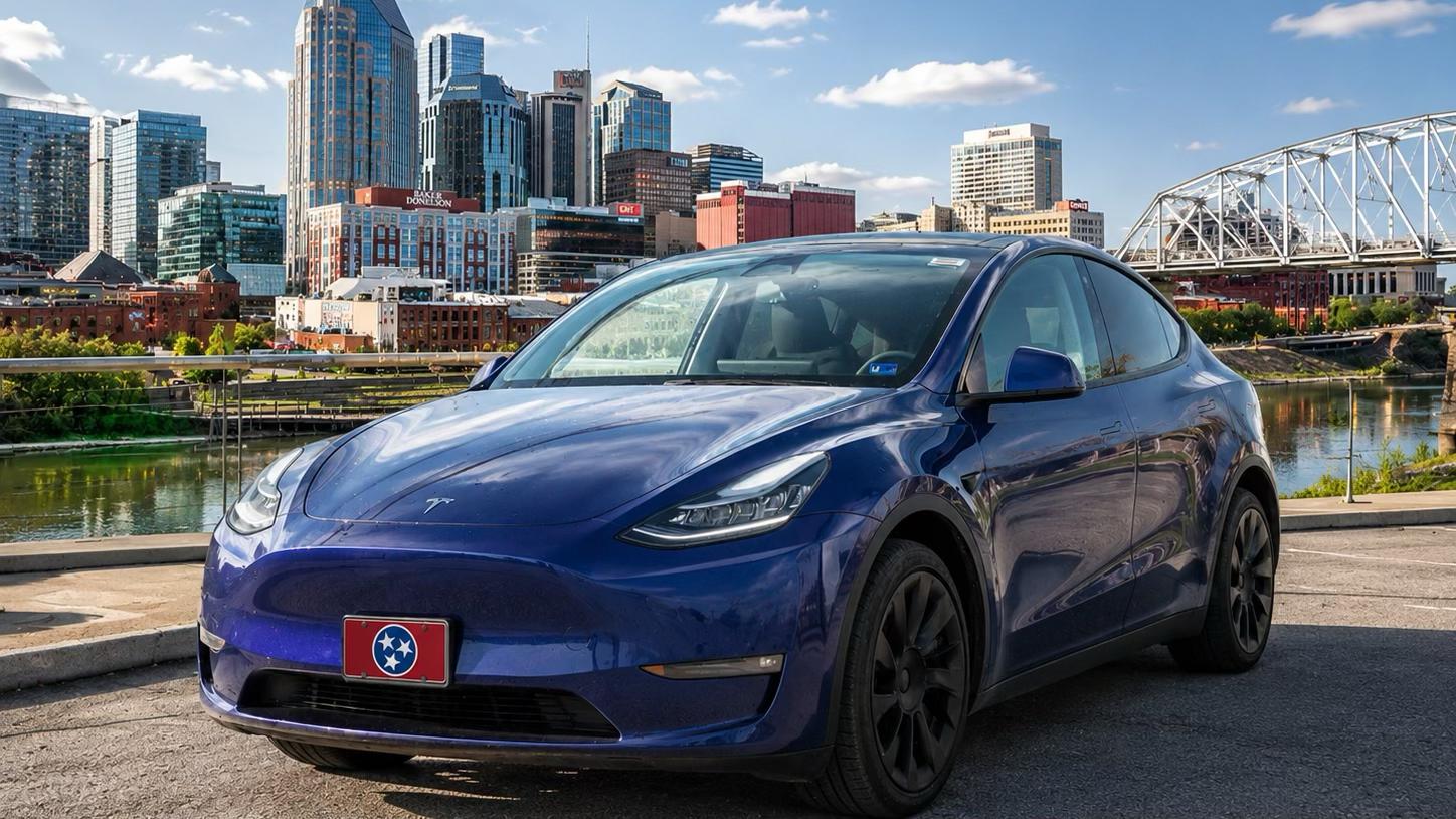 Tesla Model Y 2022 in Hendersonville, TN