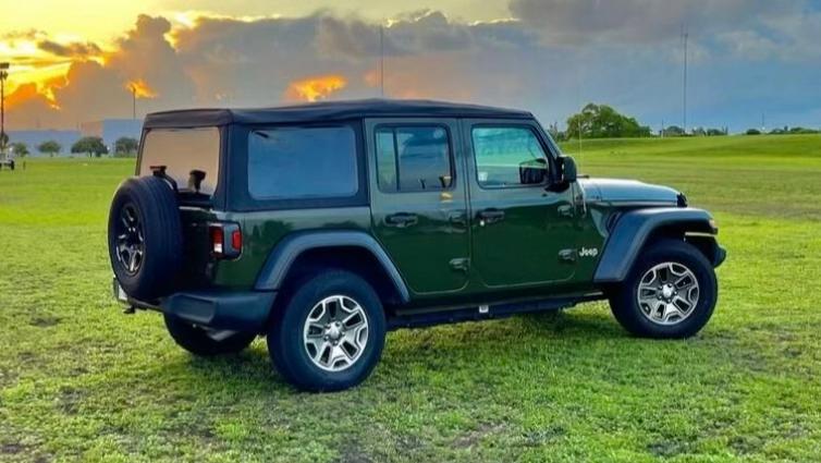 Jeep Wrangler Unlimited 2021 in 