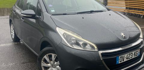 Peugeot 208 2015