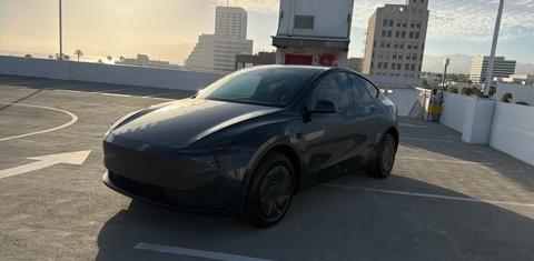 Tesla Model Y 2026
