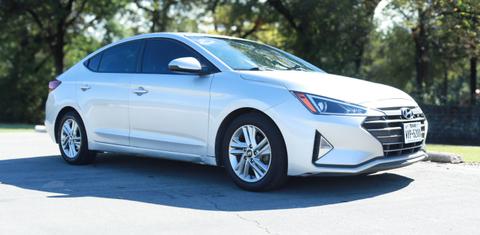 Hyundai Elantra 2019