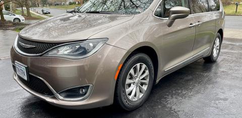 Chrysler Pacifica 2017