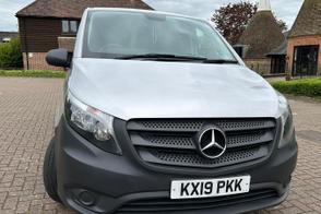 Mercedes-Benz V-Class car