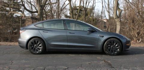 Tesla Model 3 2022