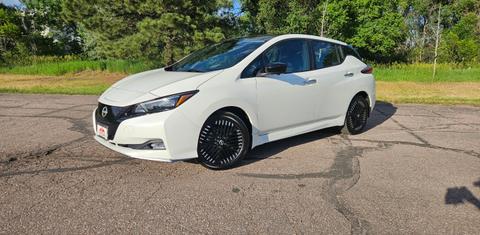 Nissan LEAF 2025