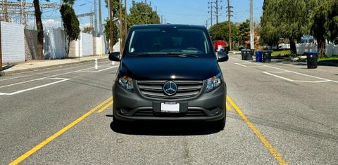 Mercedes-Benz Metris 2023