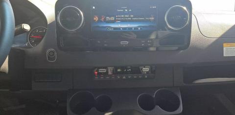 Mercedes-Benz Sprinter 2025