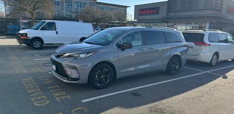 Toyota Sienna 2024