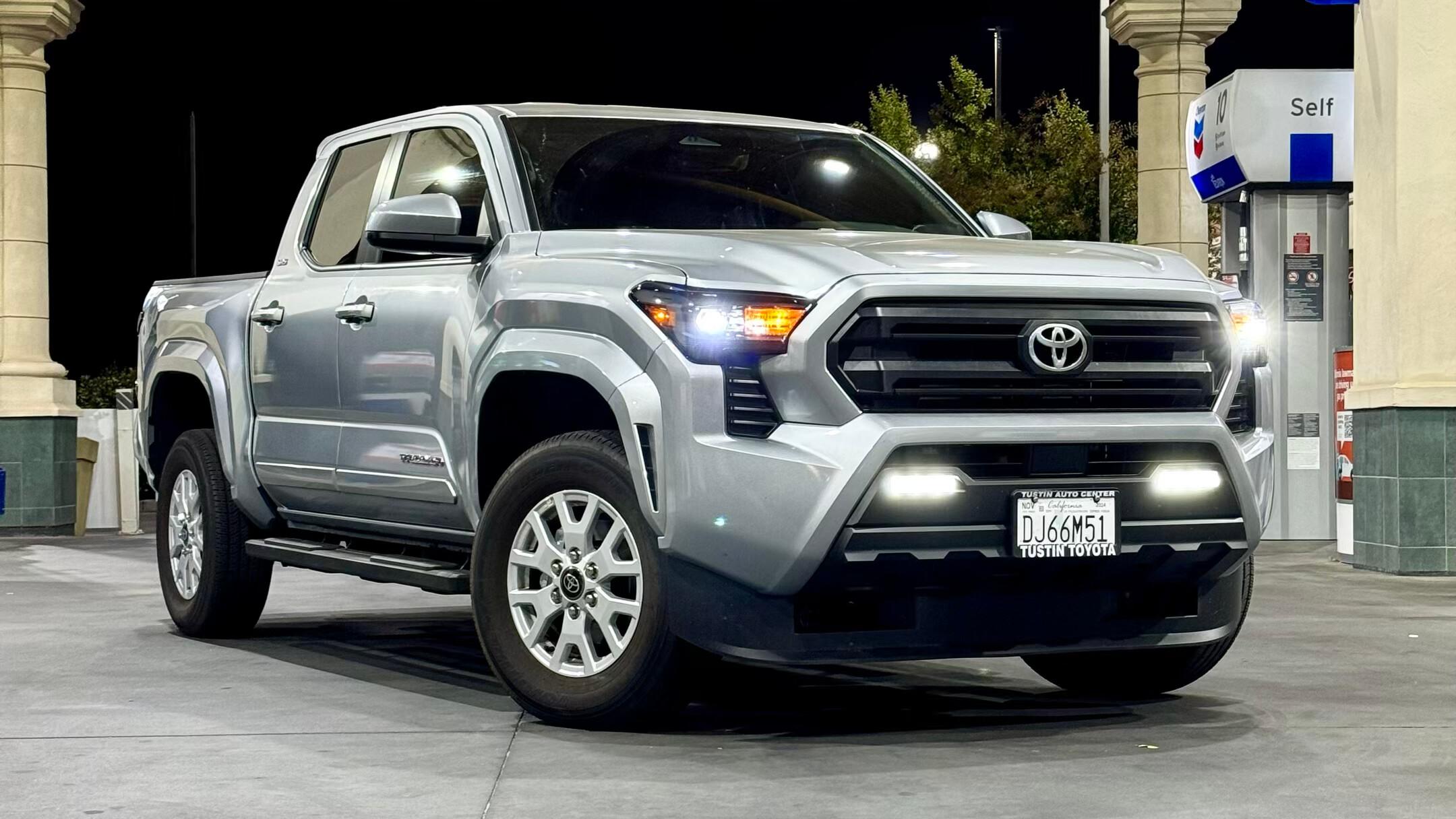 Toyota Tacoma 2024 in Clovis, CA
