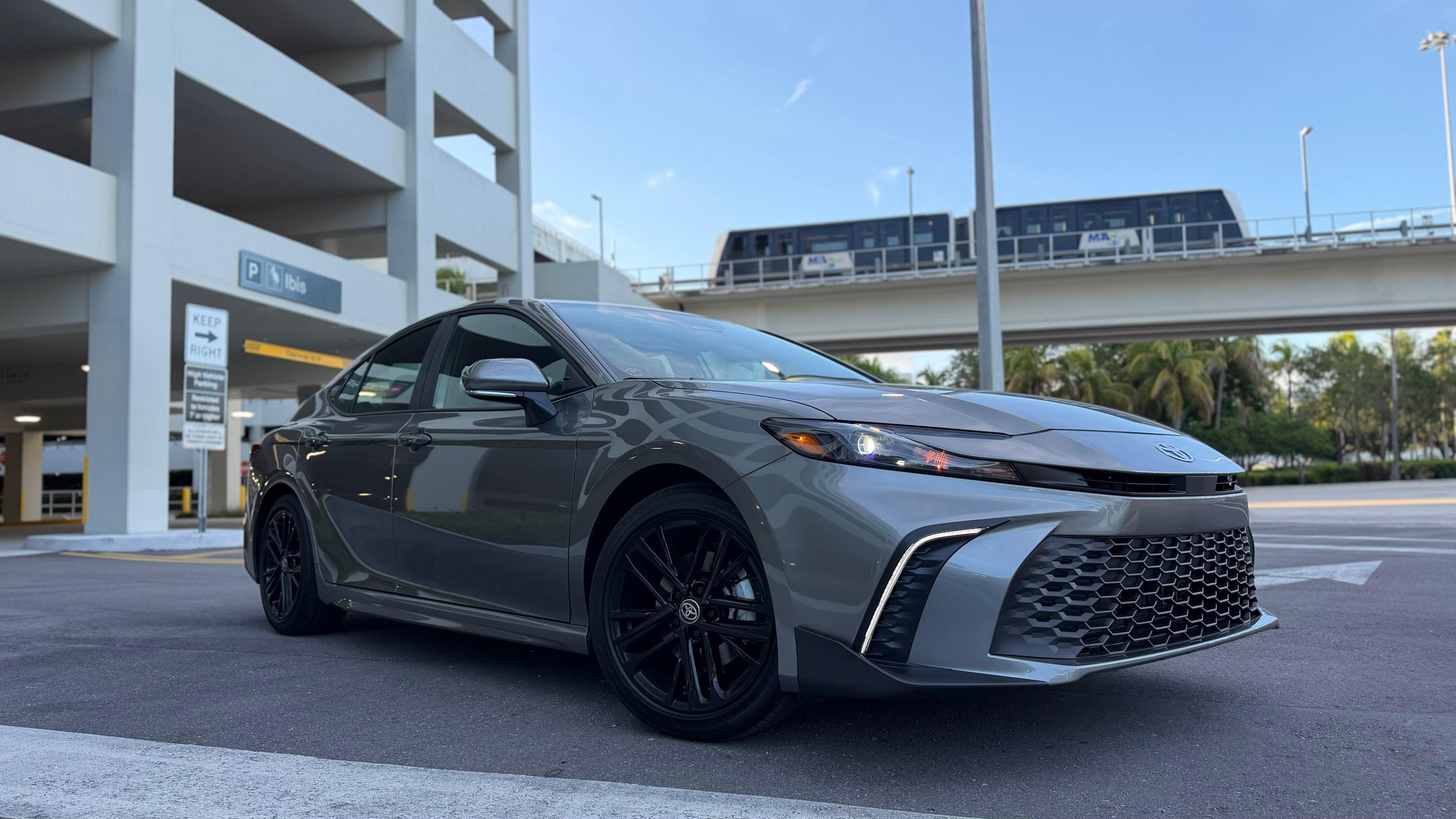 Toyota Camry Hybrid 2026 in Doral, FL