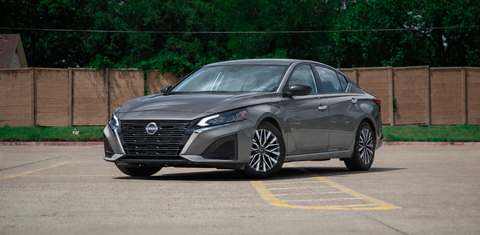 Nissan Altima 2025